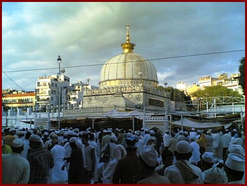 Roza Shareef of Hazrat Khwaja  Garib Nawaz R.A (Urs Mubarik Scene)